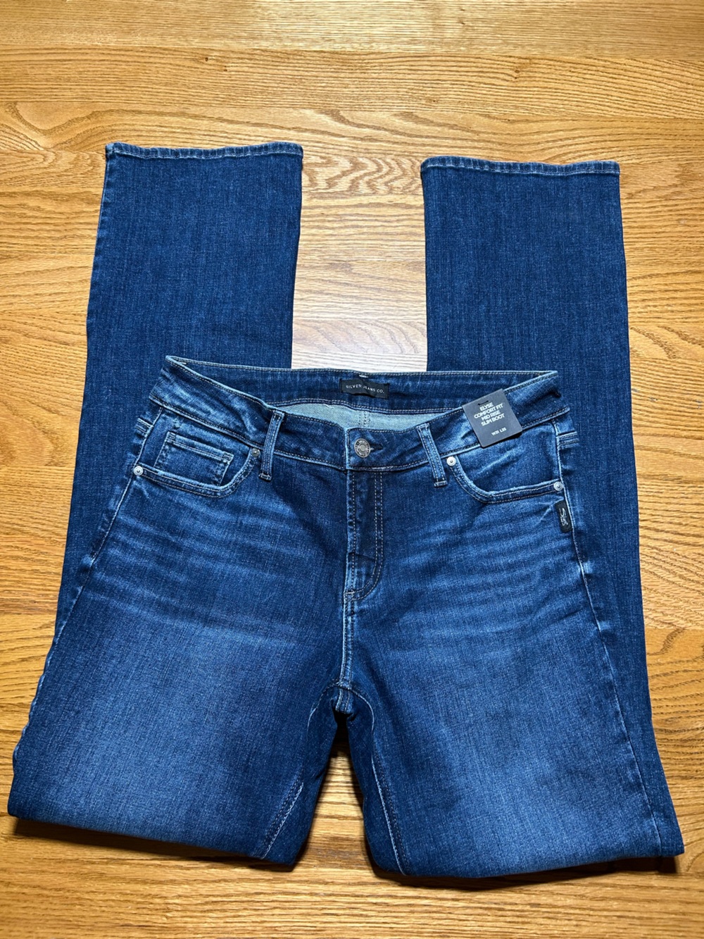 Women’s Silver Jeans Co NWT Elyse Comfort Fit Mid Rise Slim Boot Jean Size 31x35